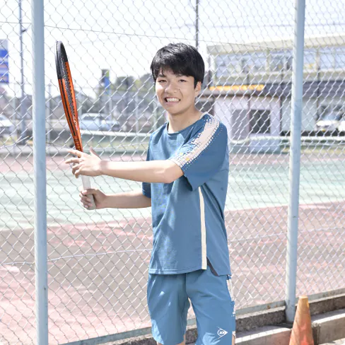 男子硬式テニス